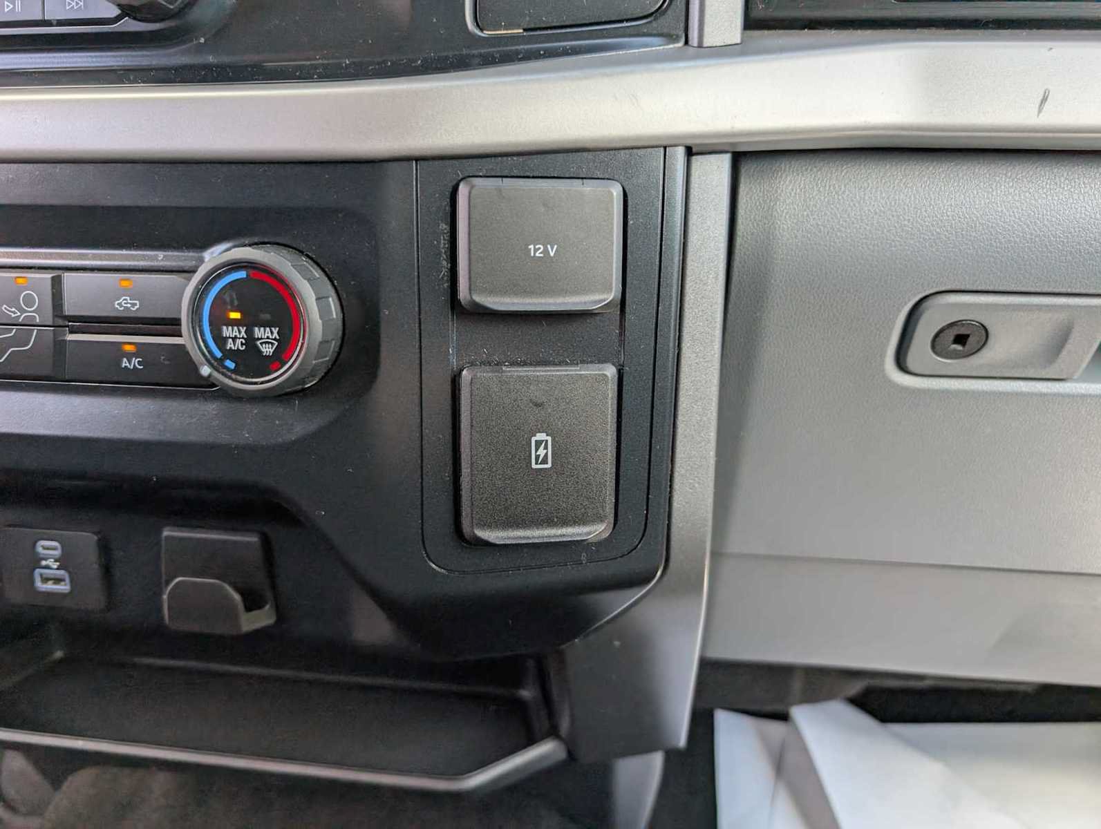 Used 2023 Ford F150 XLT AWD/4WD image 29