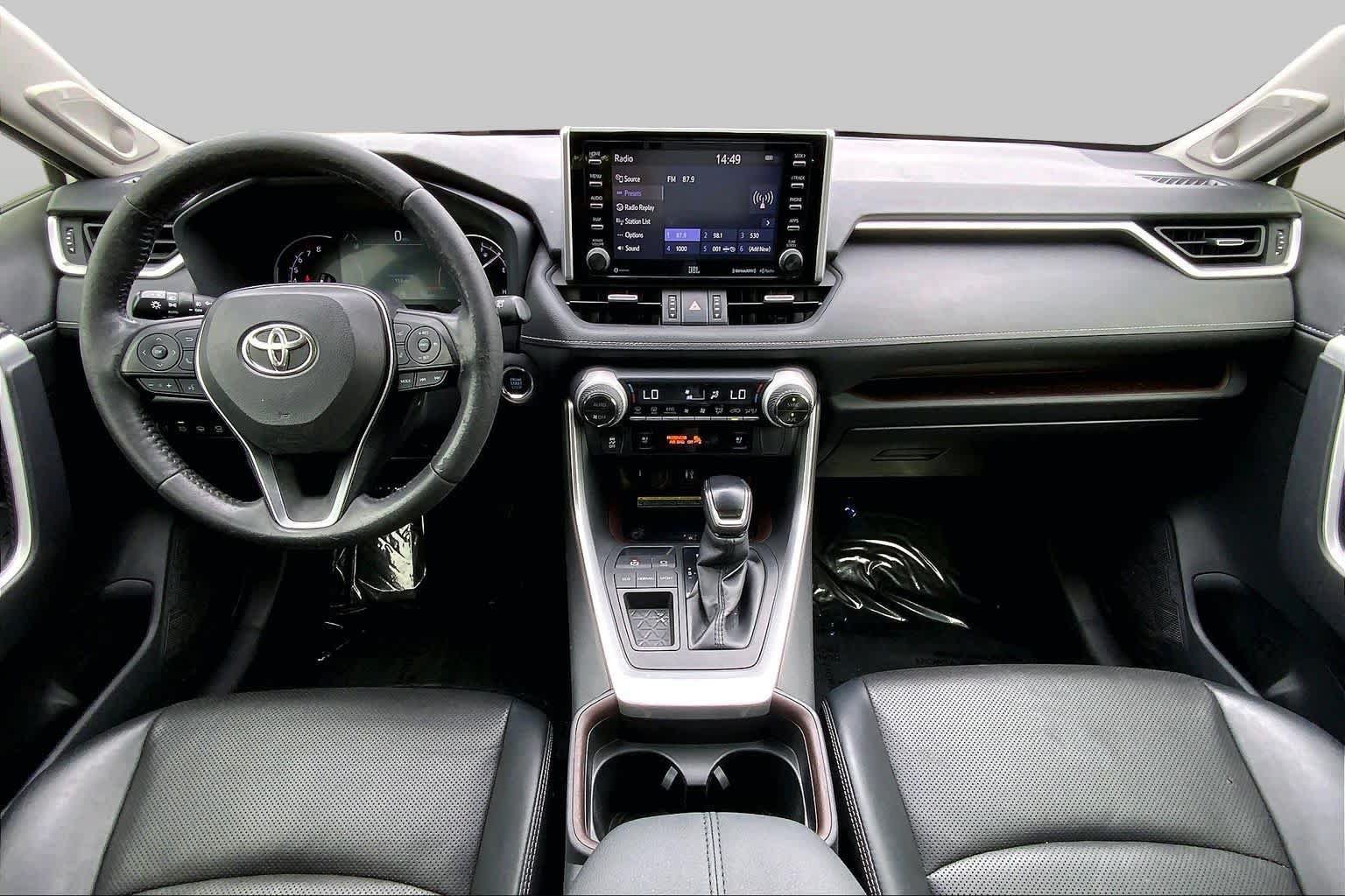 Used 2019 Toyota RAV4 Limited w/ Advanced Technology Package FWD image 15