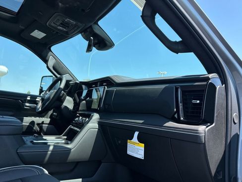 New 2026 GMC Sierra 2500 AT4X AWD/4WD image 37