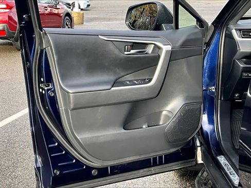 Used 2021 Toyota RAV4 XSE w/ Weather Package image 21