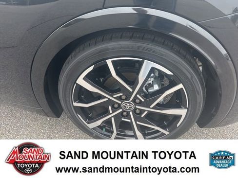 Used 2024 Toyota Prius Prime XSE image 11