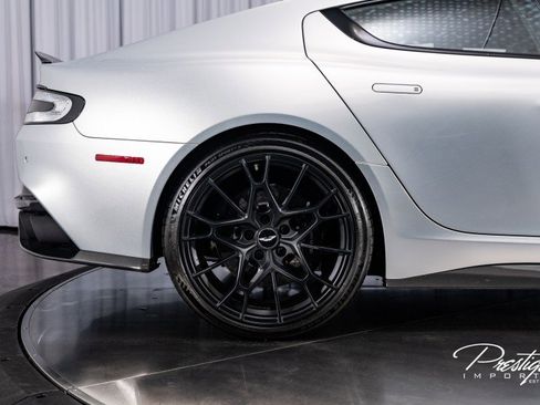 Used 2019 Aston Martin Rapide AMR image 32