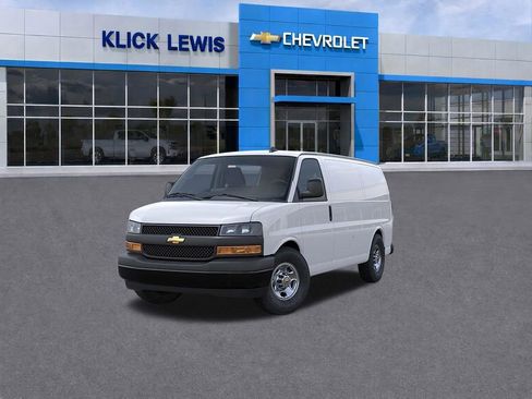 New 2025 Chevrolet Express 3500 w/ Driver Convenience Package RWD image 8