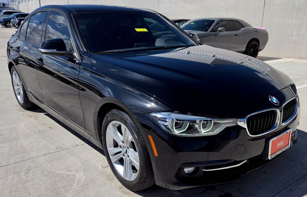 Used 2016 BMW 328i Sedan RWD image 2