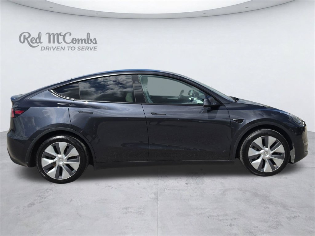 Used 2024 Tesla Model Y Long Range AWD/4WD image 6