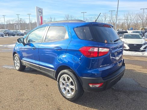 Used 2021 Ford EcoSport SE w/ SE Convenience Package image 5
