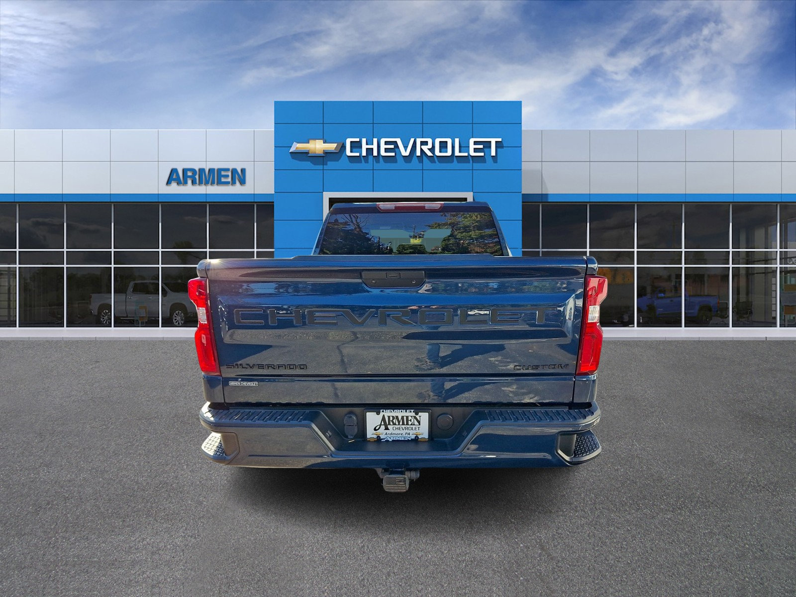 Certified 2022 Chevrolet Silverado 1500 Custom w/ LPO, Dark Essentials Package AWD/4WD image 6