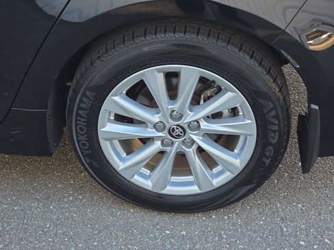 Used 2024 Toyota Corolla LE image 37