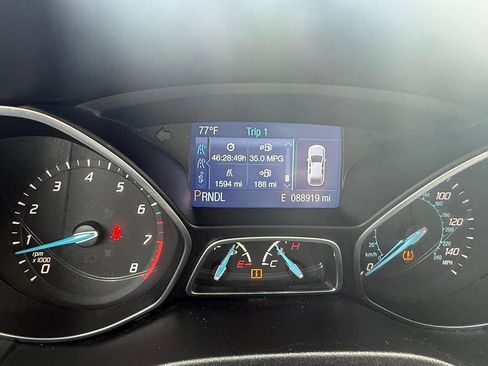 Used 2014 Ford Focus SE image 39