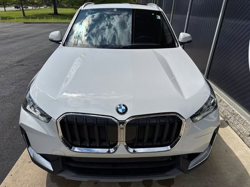 Used 2023 BMW X1 xDrive28i AWD/4WD image 9