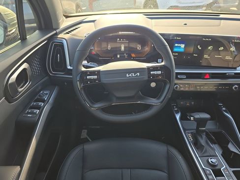 New 2026 Kia Sorento S image 13