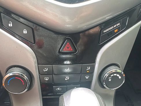 Used 2012 Chevrolet Cruze LS w/ Connectivity Package FWD image 6