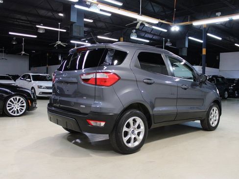 Used 2019 Ford EcoSport SE image 3