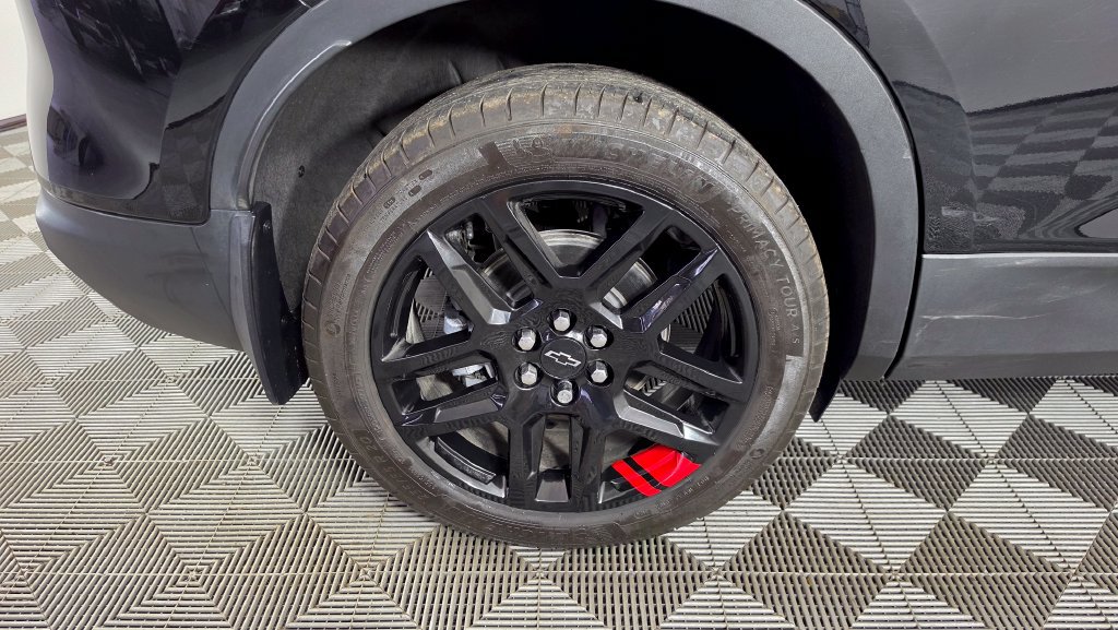 Used 2025 Chevrolet Blazer LT w/ Redline Edition FWD image 8