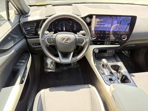 Used 2023 Lexus NX 250 FWD w/ Cold Area Package image 9