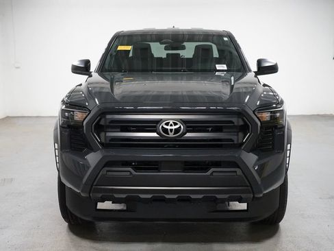 Certified 2025 Toyota Tacoma SR RWD image 2