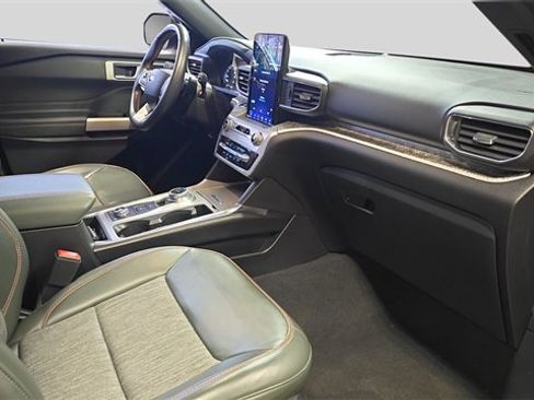 Used 2022 Ford Explorer Timberline image 13