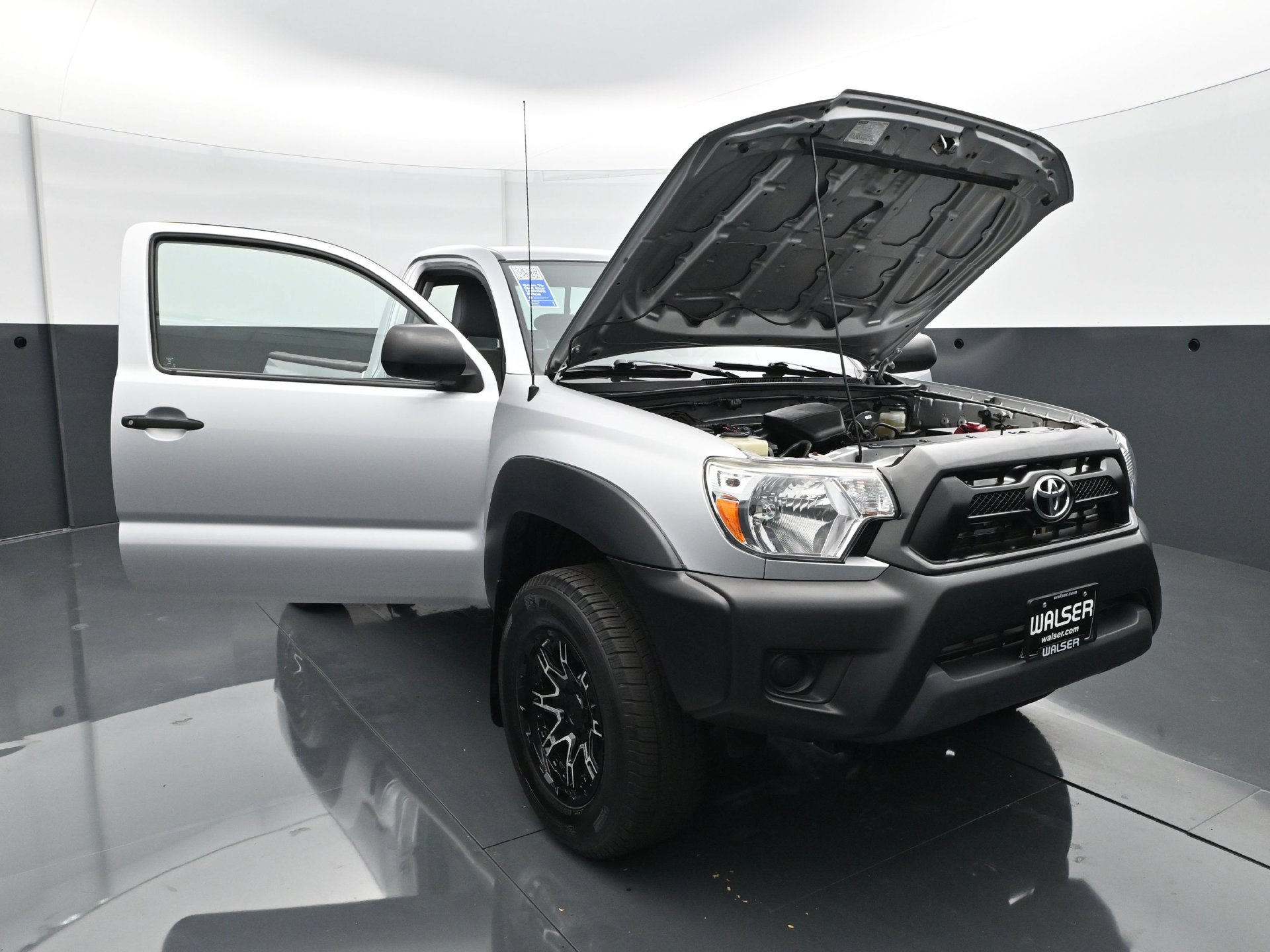 Used 2012 Toyota Tacoma 4x4 Regular Cab image 30