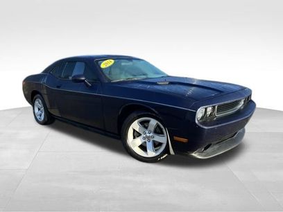 Used 2014 Dodge Challenger SXT w/ Sound Group