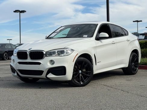 Used 2018 BMW X6 sDrive35i w/ M Sport Package RWD image 2
