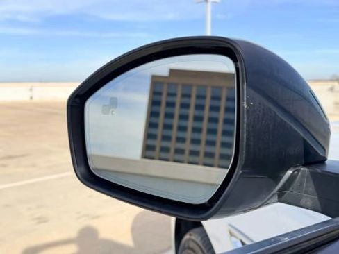 Used 2019 Jaguar F-PACE Prestige image 14