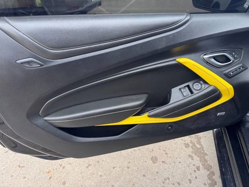 Used 2020 Chevrolet Camaro SS image 16