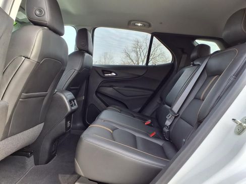 Used 2022 Chevrolet Equinox Premier image 14