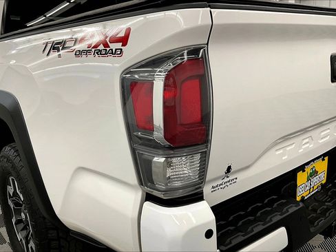 Used 2023 Toyota Tacoma TRD Off-Road w/ Technology Package AWD/4WD image 69