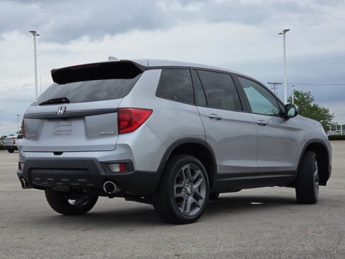 Used 2023 Honda Passport EX-L image 17