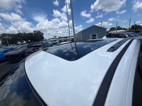 Used 2019 Jeep Grand Cherokee High Altitude RWD image 17