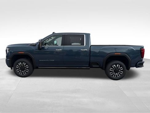 New 2026 GMC Sierra 2500 Denali Ultimate AWD/4WD image 4