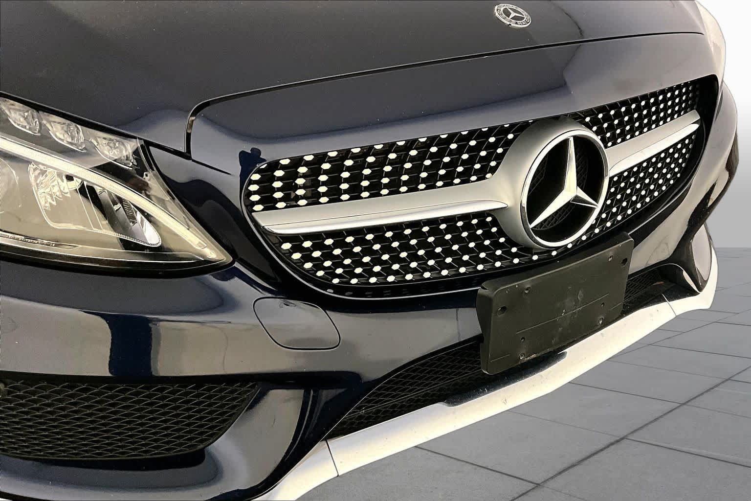 Used 2018 Mercedes-Benz C 300 4MATIC Cabriolet image 32