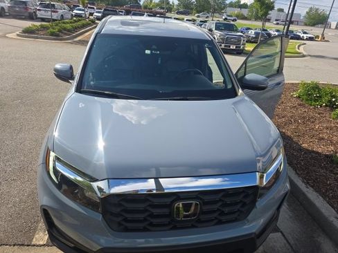Certified 2022 Honda Passport EX-L image 3