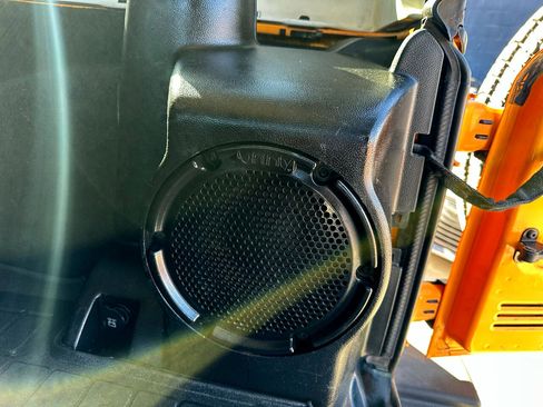 Used 2012 Jeep Wrangler Unlimited Sport image 23