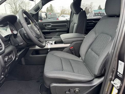 New 2026 RAM 1500 Big Horn AWD/4WD image 21