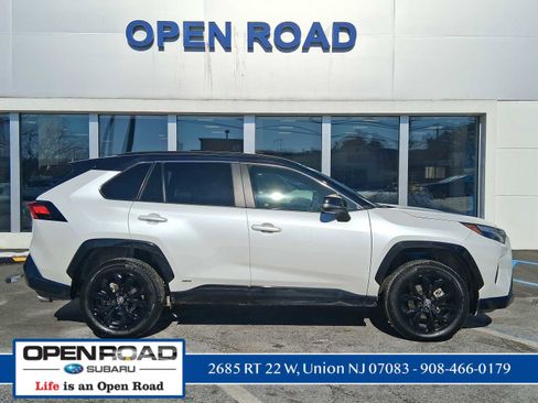 Used 2025 Toyota RAV4 XSE w/ Weather Package image 4