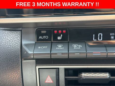 Used 2025 Toyota Camry XSE AWD/4WD image 43
