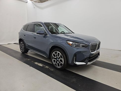 Used 2025 BMW X1 xDrive28i image 3