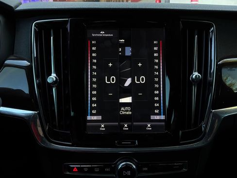 Used 2019 Volvo S90 T6 Momentum AWD/4WD image 39