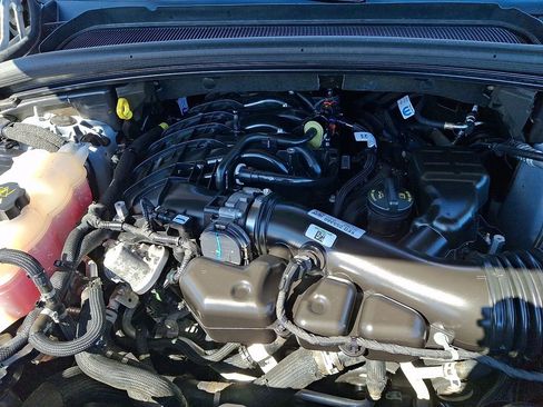 Used 2024 Jeep Grand Cherokee Altitude AWD/4WD image 30