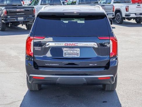 Certified 2022 GMC Yukon SLT w/ SLT Premium Package AWD/4WD image 34
