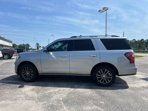 Used 2021 Ford Expedition Limited RWD image 6