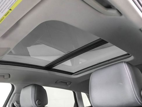 Used 2021 Audi e-tron Premium w/ Convenience Plus Package image 13