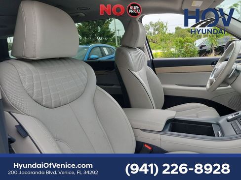 Used 2024 Hyundai Palisade Limited FWD image 27