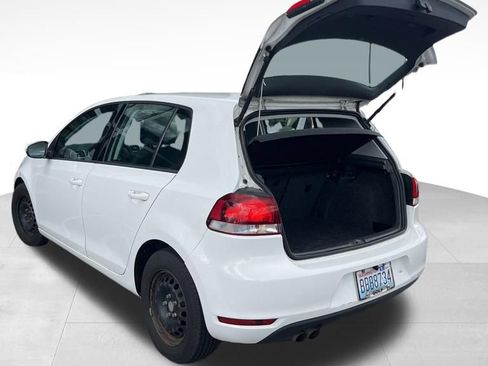 Used 2014 Volkswagen Golf 4-Door image 3