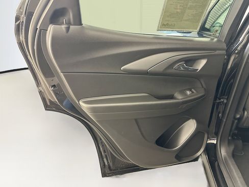 Used 2025 Chevrolet TrailBlazer LT w/ Driver Confidence Package image 27