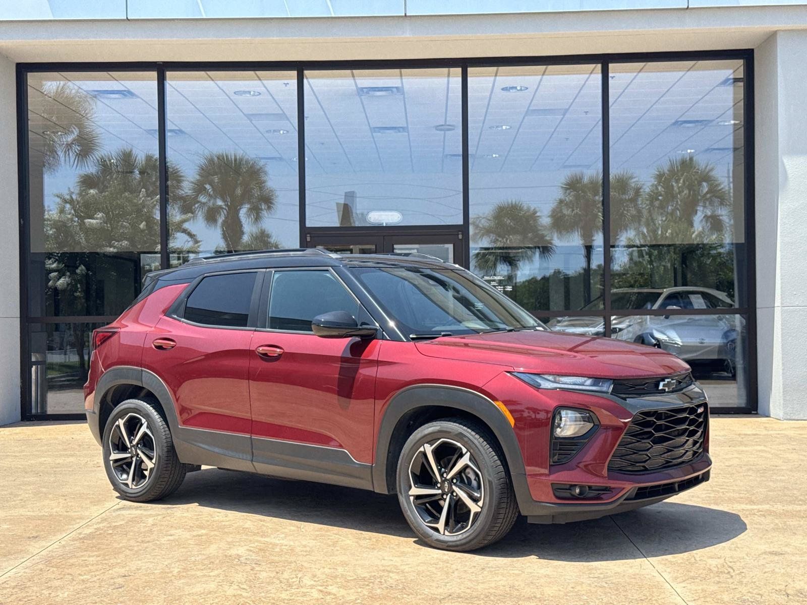 Used 2023 Chevrolet TrailBlazer RS w/ Convenience Package FWD image 30