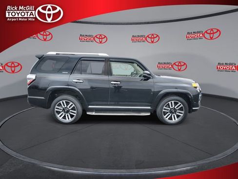 Used 2019 Toyota 4Runner Limited image 9