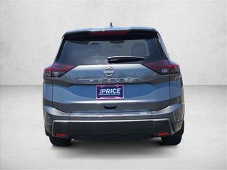 Used 2026 Nissan Rogue SV FWD video 4