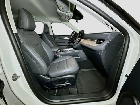 New 2026 Ford Explorer Active w/ Active Comfort Package AWD/4WD image 34